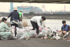 漂着ごみを拾って干潟の生態系を守る！名古屋市港区で「秋の藤前干潟クリーン大作戦」開催